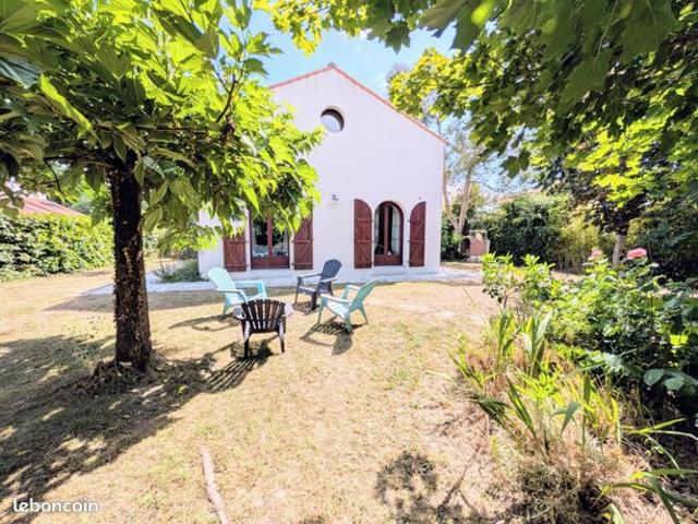 Maison 8 pièces 180 m²