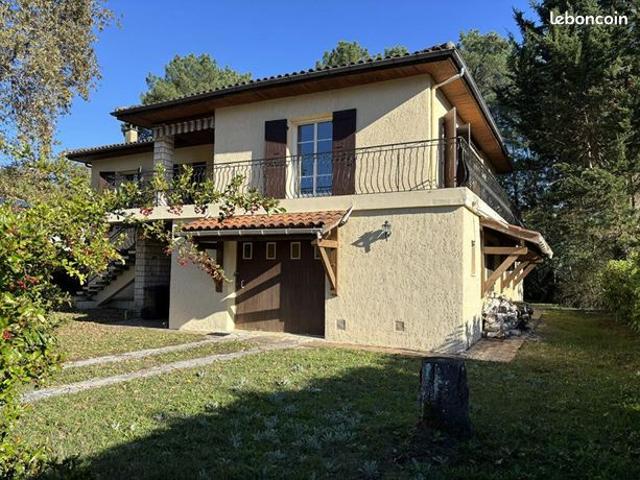 Maison 8 pièces 180 m²