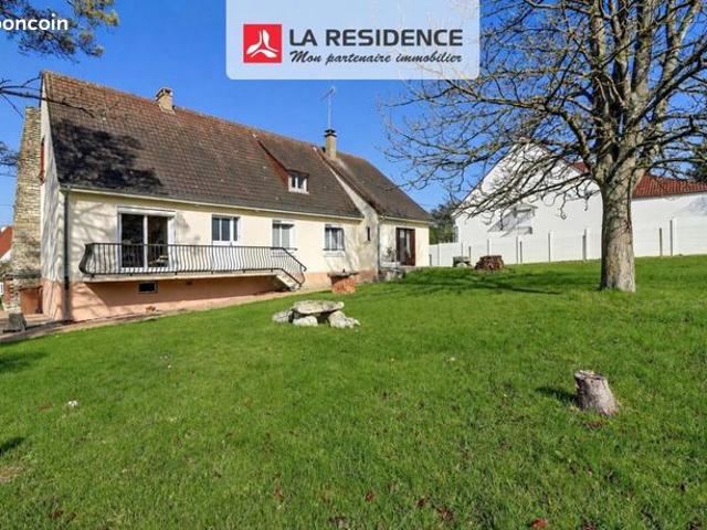 Maison 8 pièces 180 m²