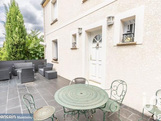 Maison 8 pièces 180 m²