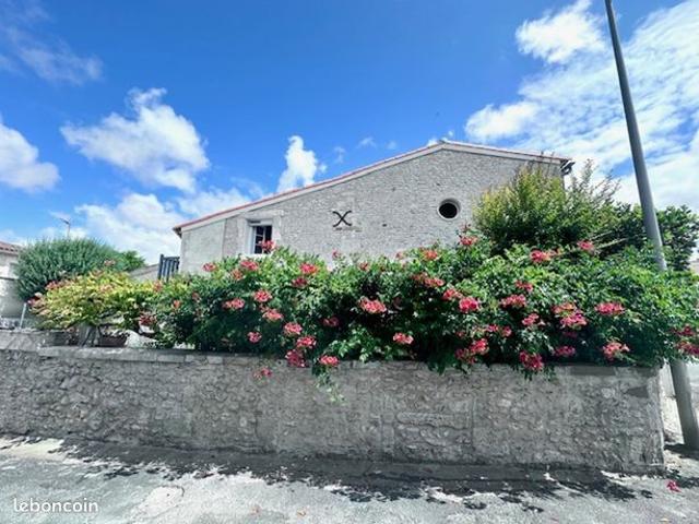 Maison 8 pièces 180 m²