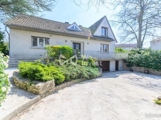 Maison 8 pièces 180 m²