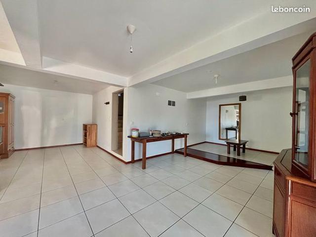 Maison 8 pièces 180 m²