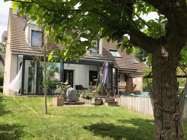 Maison 8 pièces 180 m²