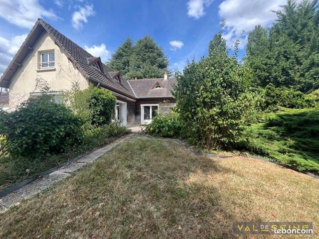 Maison 8 pièces 180 m²