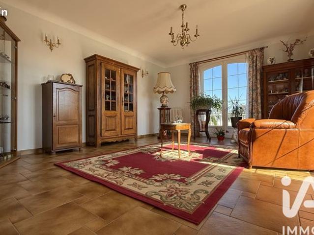 Maison 8 pièces 180 m²