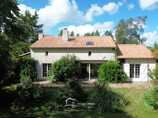 Maison 8 pièces 180 m²