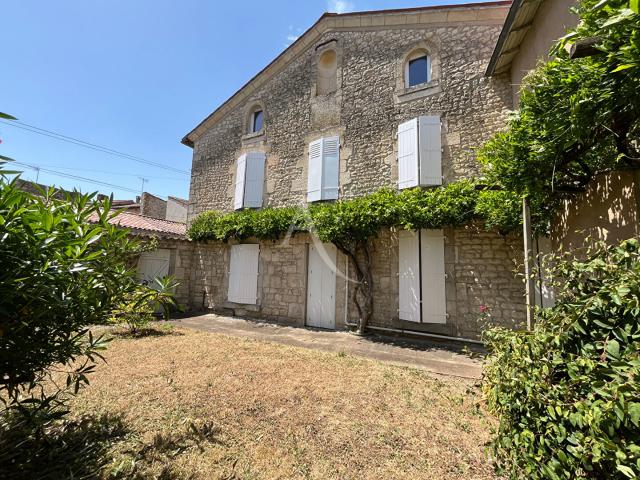Maison 8 pièces 180 m²