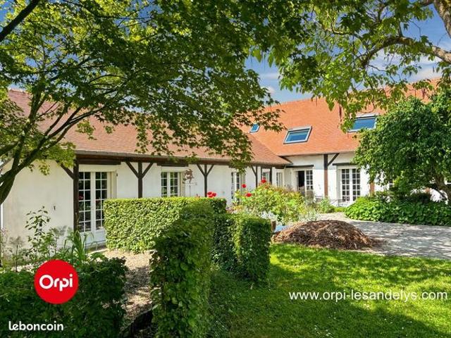 Maison 8 pièces 180 m²
