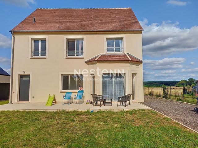 Maison 8 pièces 180 m²