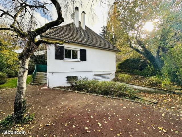 Maison 8 pièces 180 m²