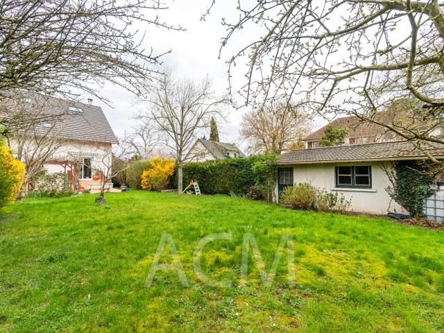 Maison 8 pièces 180 m²