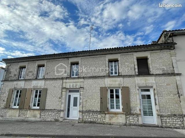 Maison 8 pièces 180 m²