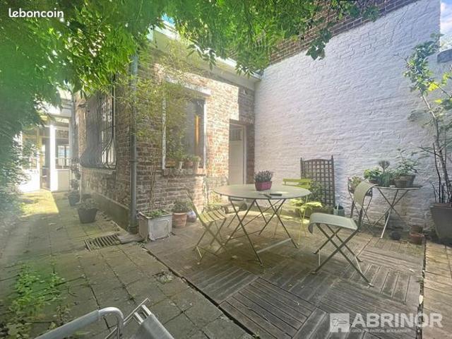 Maison 8 pièces 180 m²