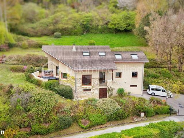 Maison 8 pièces 180 m²
