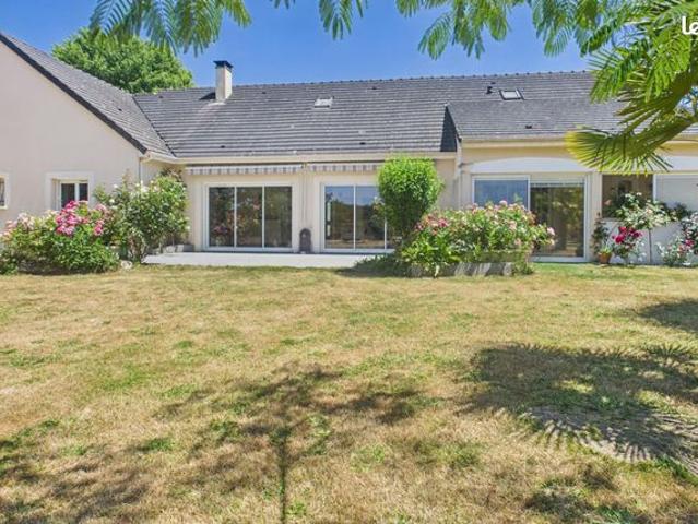 Maison 8 pièces 180 m²