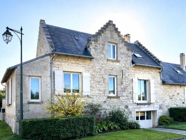 Maison 8 pièces 180 m²