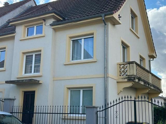 Maison 8 pièces 180 m²