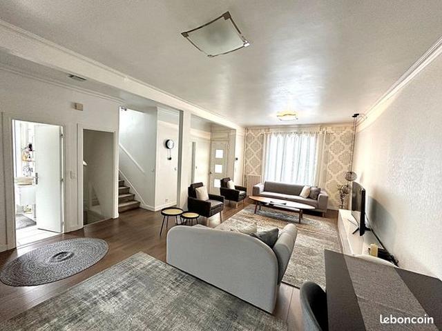 Maison 8 pièces 180 m²