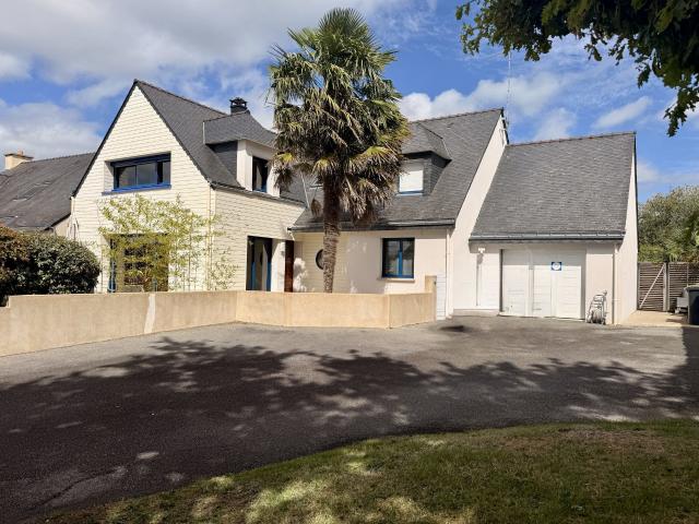 Maison 8 pièces 180 m²