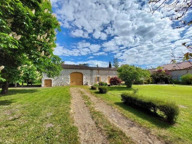 Maison 8 pièces 180 m²