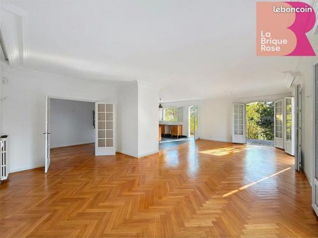 Maison 8 pièces 180 m²