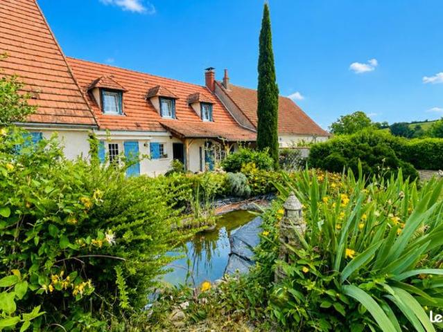 Maison 8 pièces 180 m²