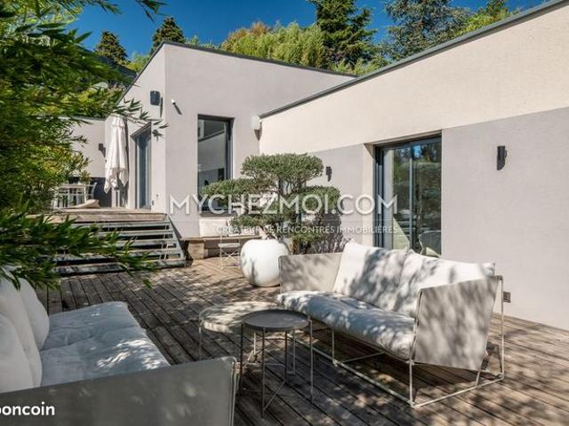 Maison 8 pièces 180 m²