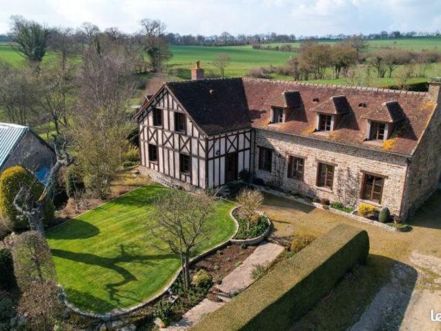 Maison 8 pièces 180 m²