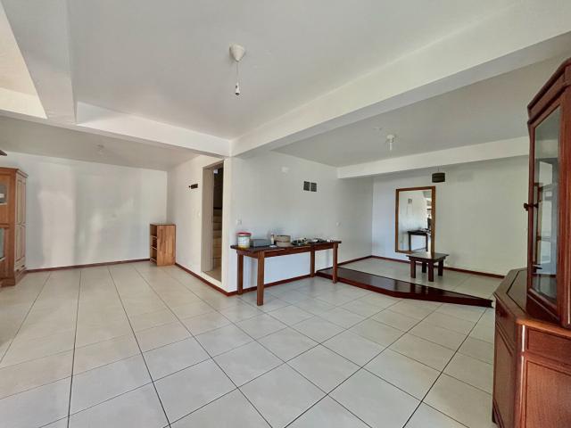 Maison 8 pièces 180 m²