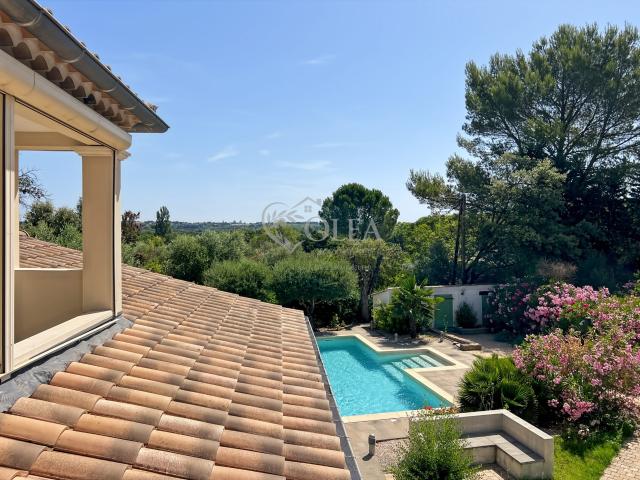 Maison 8 pièces 180 m²
