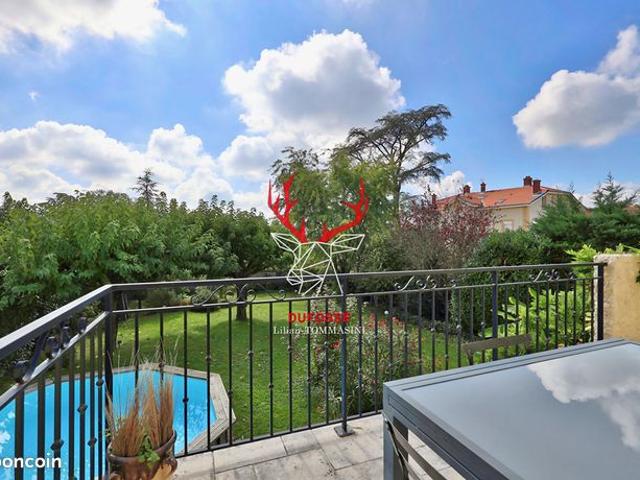 Maison 8 pièces 180 m²