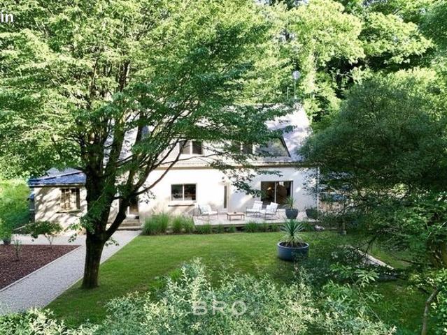 Maison 8 pièces 180 m²