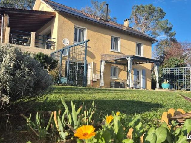 Maison 8 pièces 180 m²