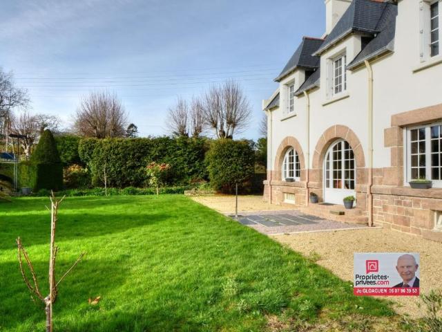 Maison 8 pièces 180 m²