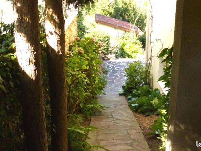 Maison 8 pièces 180 m²