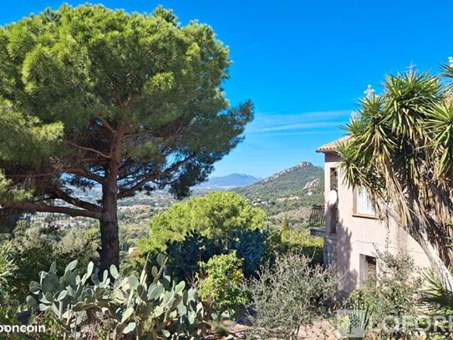 Maison 8 pièces 180 m²