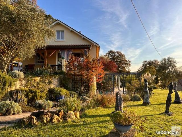 Maison 8 pièces 180 m²