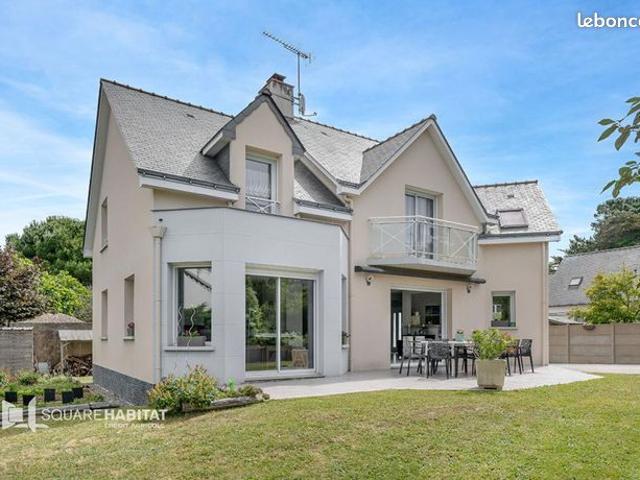 Maison 8 pièces 180 m²