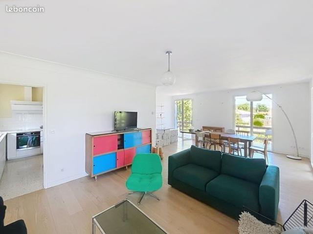 Maison 8 pièces 180 m²