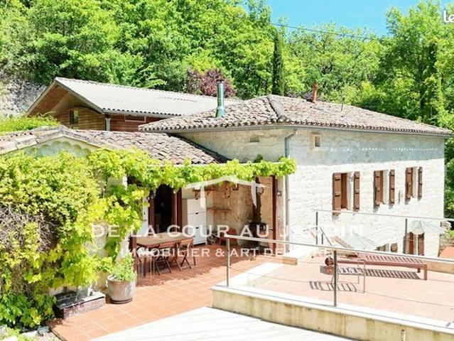 Maison 8 pièces 180 m²