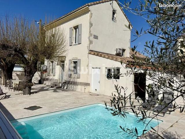 Maison 8 pièces 180 m²