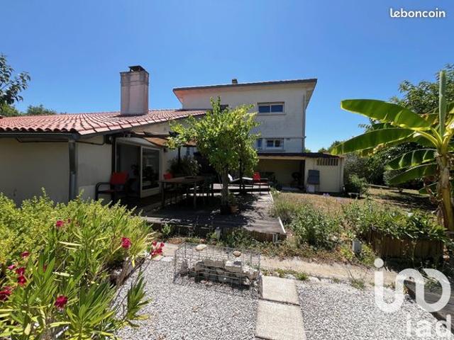 Maison familiale 8 pièces 180 m²