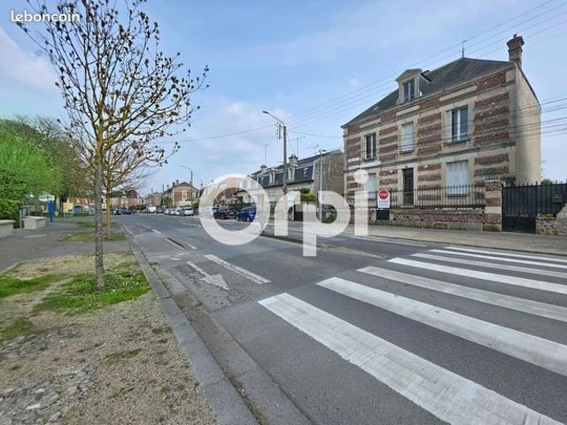 Maison 8 pièces 180 m²