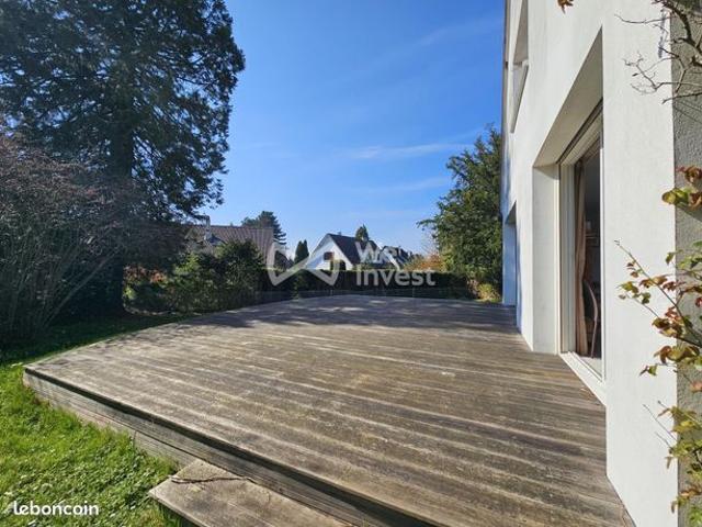 Maison 8 pièces 180 m²