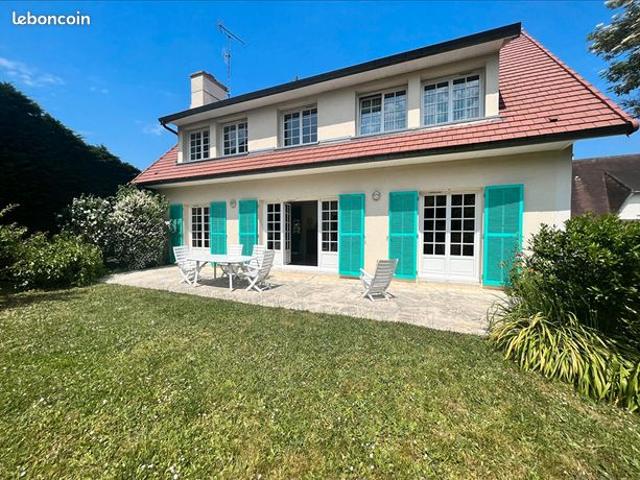 Maison 8 pièces 180 m²