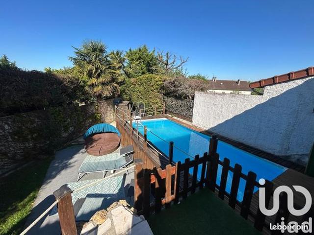 Maison 8 pièces 180 m²