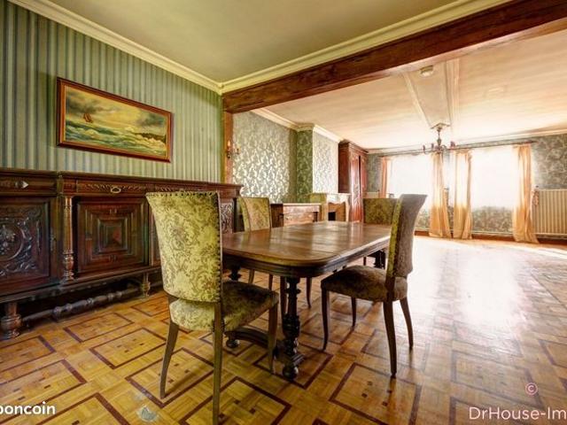 Maison 8 pièces 180 m²