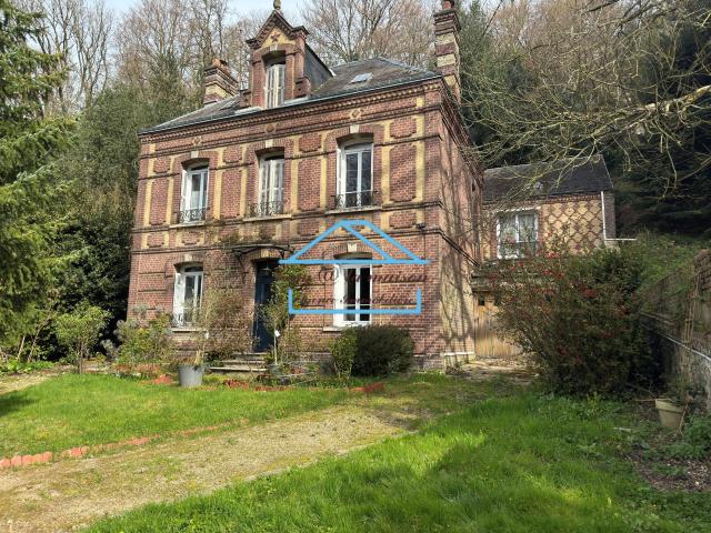 Maison 8 pièces 180 m²