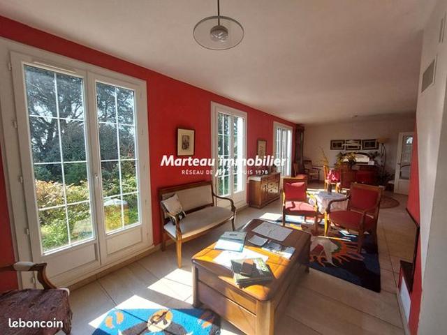 Maison 8 pièces 181 m²
